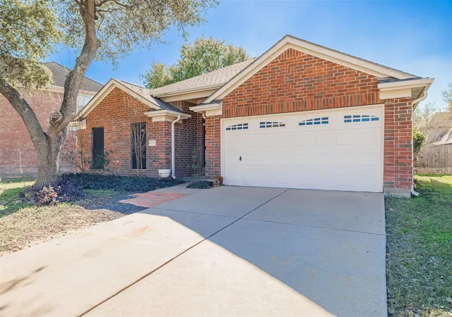 Photo 2 of Single family home for sale at 2331 Princess Deanna Ln, Katy, TX 77493 | MLS# 51484612 | Listing updated on 2026-09-13