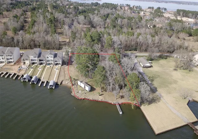 2nd image of 15089 Marina Dr, Montgomery, TX 77356 | MLS# 74641451