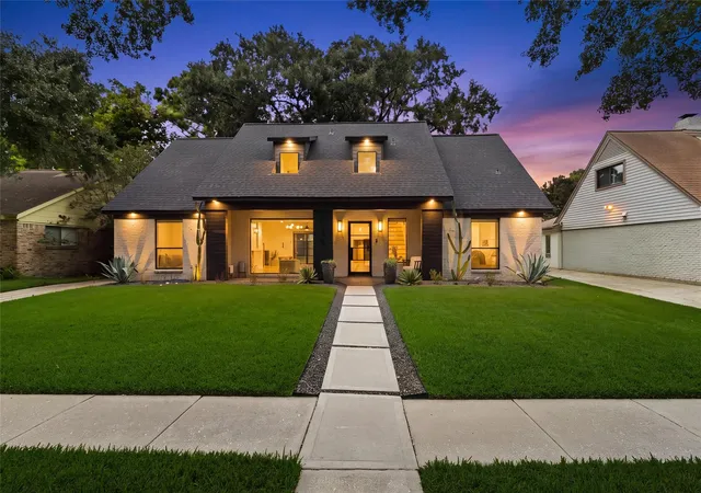 Photo 1 of Single family home for sale at 5934 Dumfries Dr Dr, Houston, TX 77096 | MLS# 48506525 | Listing updated on 2026-08-29