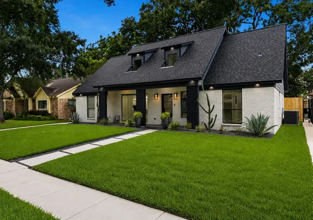 Photo 2 of Single family home for sale at 5934 Dumfries Dr Dr, Houston, TX 77096 | MLS# 48506525 | Listing updated on 2026-08-29