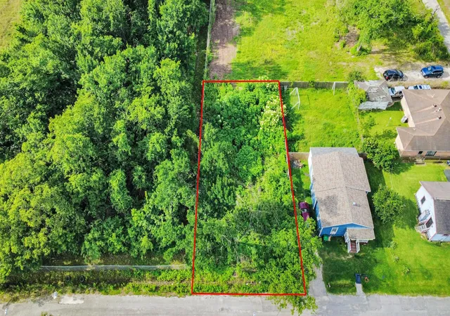 Photo 2 of Land for sale at 4508 Eddie St, Houston, TX 77026 | MLS# 70503953 | Listing updated on 2026-09-04