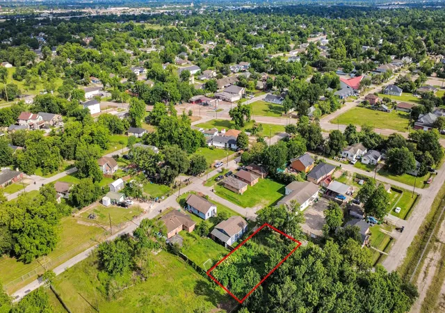 Photo 4 of Land for sale at 4508 Eddie St, Houston, TX 77026 | MLS# 70503953 | Listing updated on 2026-09-04