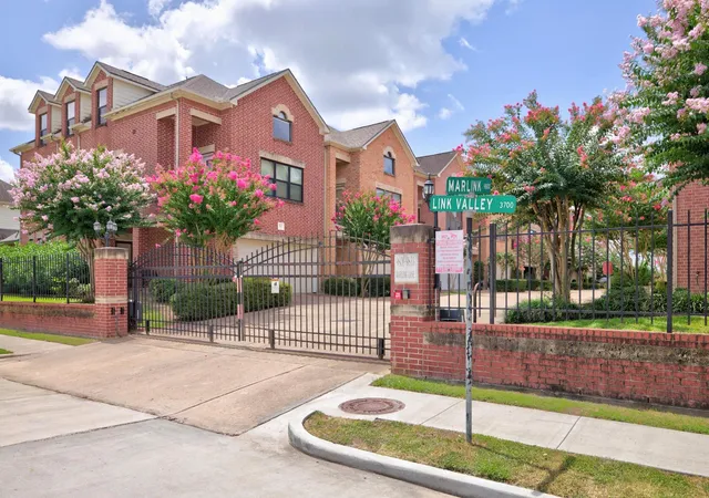 Photo 1 of Sale Pending at 9813 Marlink, Houston, TX 77025 | MLS# 62838746 | Listing updated on 2026-09-10