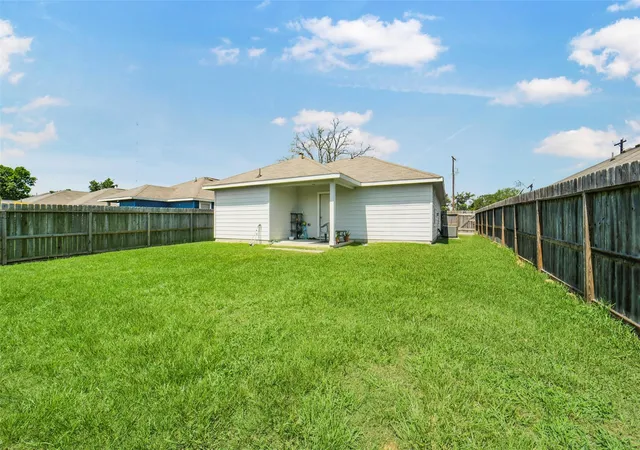 Homes for sale in Hempstead, TX | 1620 23rd St, Hempstead, TX 77445 | MLS# 67514365