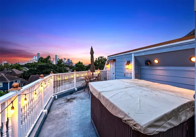 Photo 3 of Mansion for sale at 3012 Houston Ave, Houston, TX 77009 | MLS# 31095741 | Listing updated on 2026-09-16