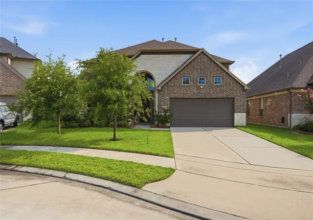 Photo 2 of Single family home for sale at 18922 Rare Oak Tr, Houston, TX 77084 | MLS# 31451993 | Listing updated on 2026-09-12