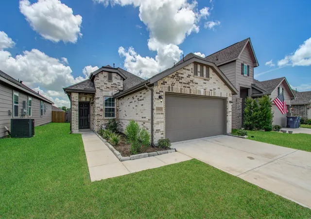 Homes for sale in Bellville, TX | 1112 Lilly Ln, Bellville, TX 77418 | MLS# 17692295