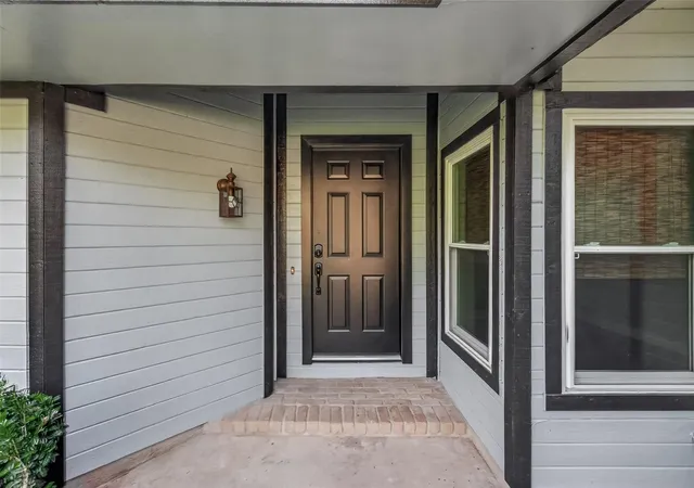 Homes for sale in Sugar Land, TX | 2119 Braesmeadow Ln, Sugar Land, TX 77479 | MLS# 98144715