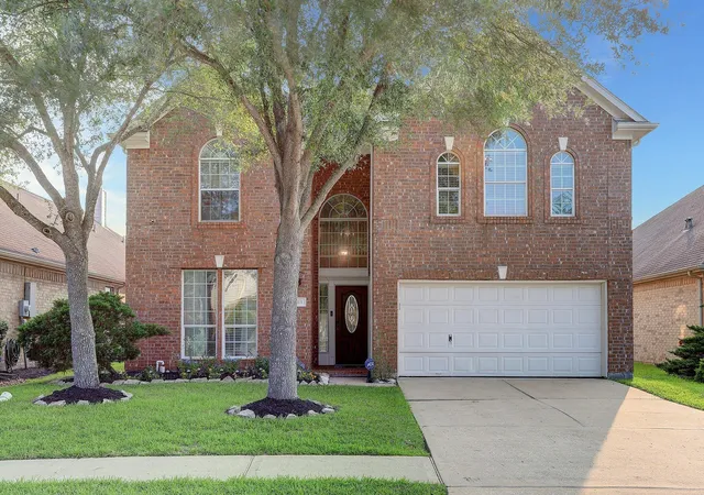 Homes for sale in League City, TX | 313 Marina Oaks Ct, League City, TX 77565 | MLS# 49729149