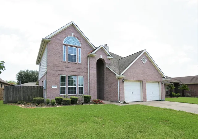 Photo 2 of Single family home for sale at 7818 Bighorn, Baytown, TX 77521 | MLS# 18590321 | Listing updated on 2026-10-05
