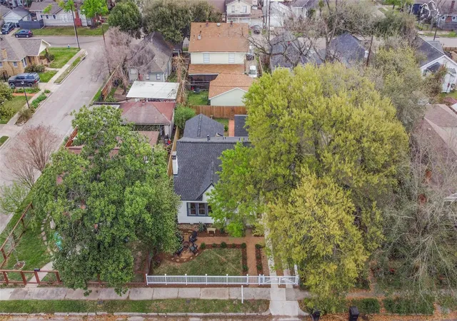 3rd image of 4030 Pineridge St, Houston, TX 77009 | MLS# 51356066