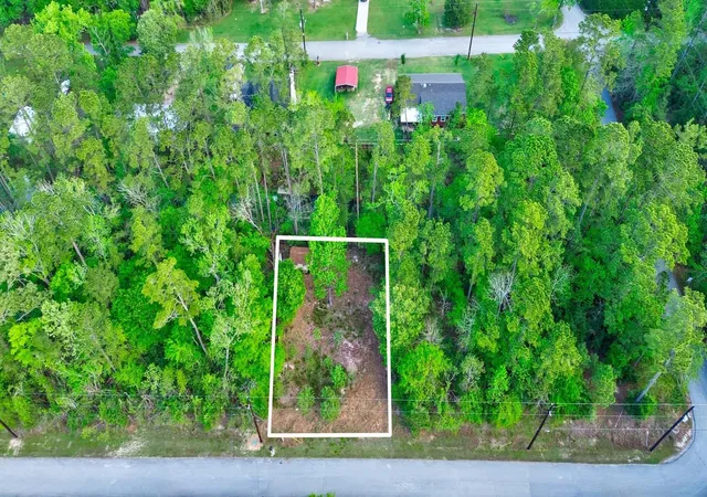 3rd image of 1412 W Lake Dr, Huffman, TX 77336 | MLS# 85291442