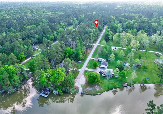 7th image of 1412 W Lake Dr, Huffman, TX 77336 | MLS# 85291442