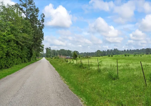 4th image of 2760 Stringtown Rd, Shepherd, TX 77371 | MLS# 23143257