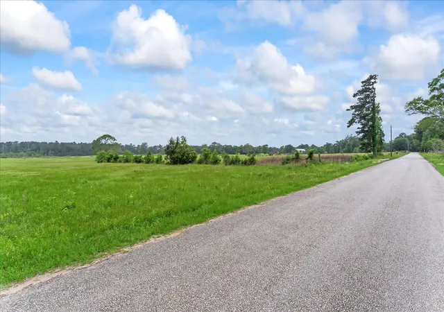 5th image of 2760 Stringtown Rd, Shepherd, TX 77371 | MLS# 23143257