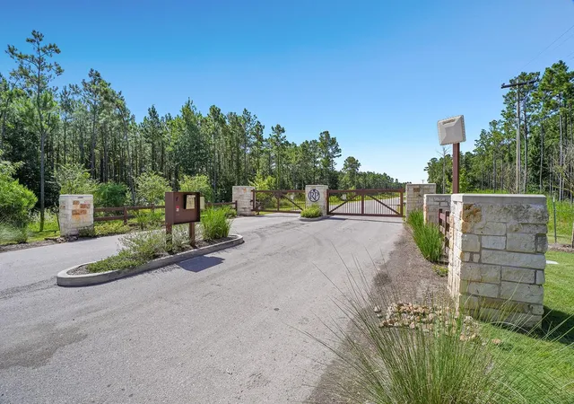 Photo 2 of Land for sale at 0 Queen Anne Way, Huntsville, TX 77320 | MLS# 85507048 | Listing updated on 2026-07-24