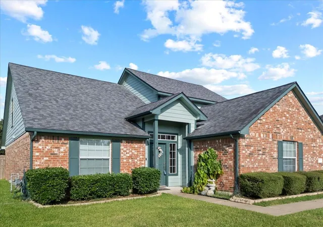 1st image of 8018 Dogwood Ct, Baytown, TX 77523 | MLS# 29717580