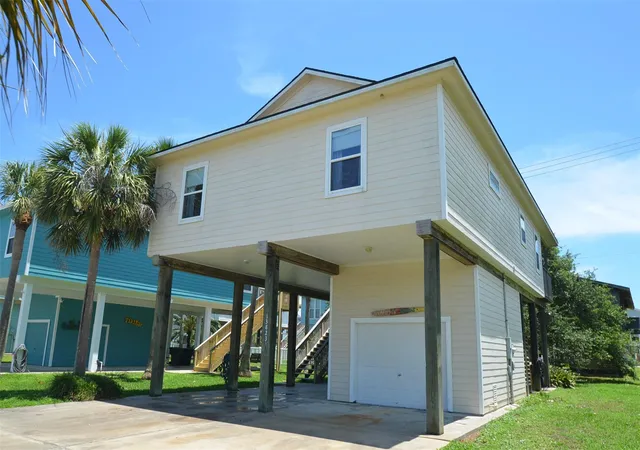 Photo 1 of Single family home for sale at 13823 Mutiny Ln, Galveston, TX 77554 | MLS# 55447249 | Listing updated on 2026-07-04