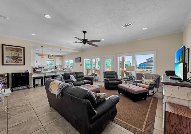4th image of 2383 Sandpiper, Port Bolivar, TX 77650 | MLS# 93131964