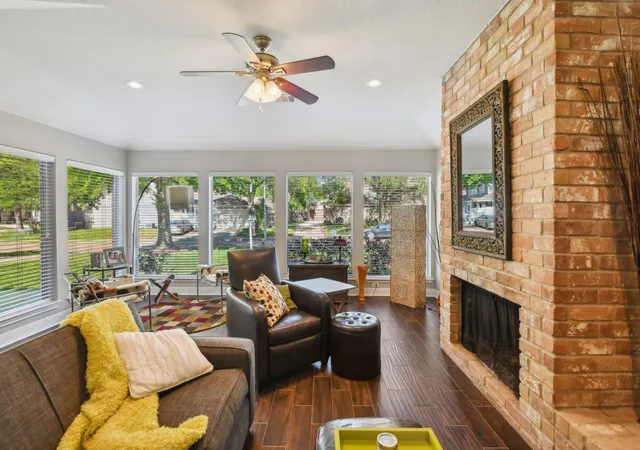 1st image of 1006 Glacier Hill Dr, Houston, TX 77077 | MLS# 55298738