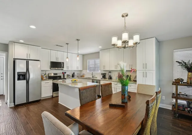 4th image of 1006 Glacier Hill Dr, Houston, TX 77077 | MLS# 55298738