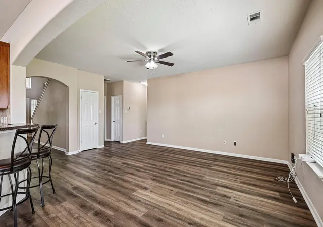 Photo 4 of Sale Pending at 9705 Blue Bonnet Dr, Texas City, TX 77591 | MLS# 47994173 | Listing updated on 2026-09-18