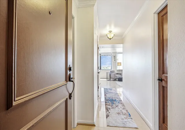 4th image of 3525 Sage Rd #1010, Houston, TX 77056 | MLS# 67692325