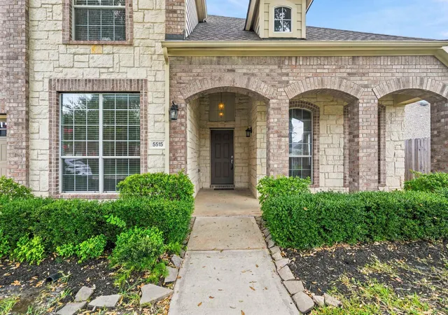 Photo 2 of Single family home for sale at 5515 Granite Meadow Dr, Katy, TX 77494 | MLS# 90275953 | Listing updated on 2026-09-11