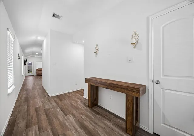 4th image of 5822 Hampton Valley Dr, Spring, TX 77373 | MLS# 43263911