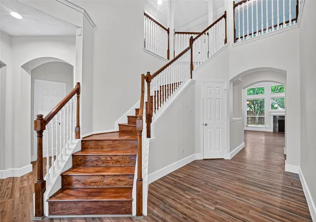Photo 4 of Single family home for sale at 10402 Sage Dock Ct, Houston, TX 77089 | MLS# 14107304 | Listing updated on 2026-08-28