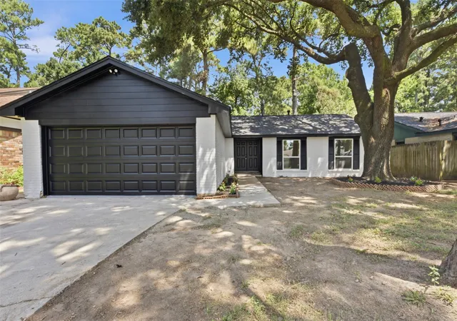 Photo 3 of Single family home for sale at 9518 Landry Blvd, Spring, TX 77379 | MLS# 10997644 | Listing updated on 2026-09-12