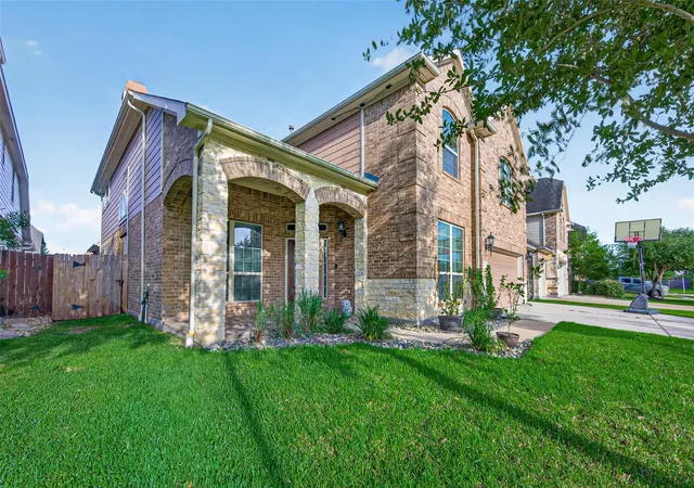 2nd image of 16810 Violet Trace Ct, Cypress, TX 77433 | MLS# 29944398