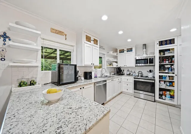 Photo 3 of Single family home for sale at 22518 Elsinore Dr, Katy, TX 77450 | MLS# 6890665 | Listing updated on 2026-07-18