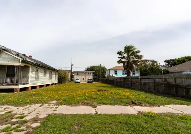 Photo 1 of Land for sale at 3616 Ave S 1/2, Galveston, TX 77550 | MLS# 36053575 | Listing updated on 2026-08-24