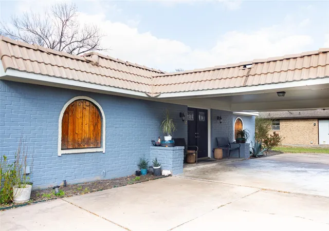 2nd image of 15318 Leeds Ln, Jersey Village, TX 77040 | MLS# 19862750