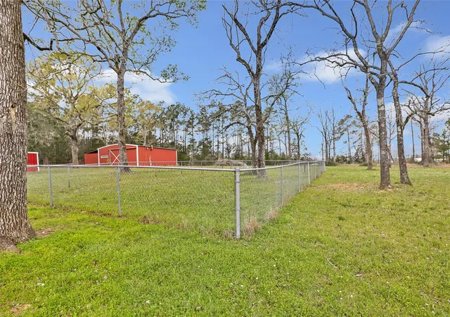 Photo 4 of Single family home for sale at 17659 E Fm 1097 Rd, Willis, TX 77378 | MLS# 36557918 | Listing updated on 2026-08-17