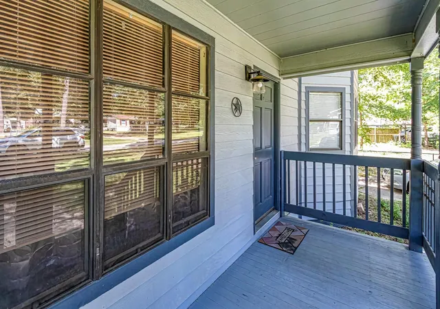 3rd image of 220 Commanche Dr, Onalaska, TX 77360 | MLS# 20544583
