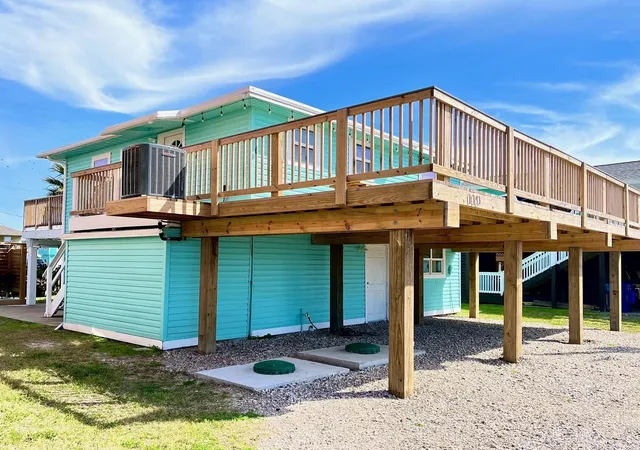 Homes for sale in Surfside Beach, TX | 110 Ocean Ave, Surfside Beach, TX 77541 | MLS# 87635272