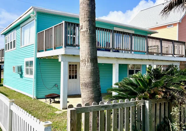 Homes for sale in Surfside Beach, TX | 110 Ocean Ave, Surfside Beach, TX 77541 | MLS# 87635272