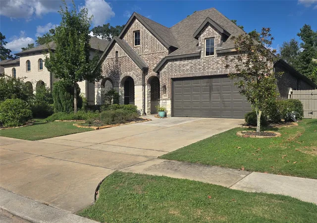 Photo 1 of Single family home for sale at 17163 Crimson Crst Dr, Conroe, TX 77302 | MLS# 95995131 | Listing updated on 2026-08-26