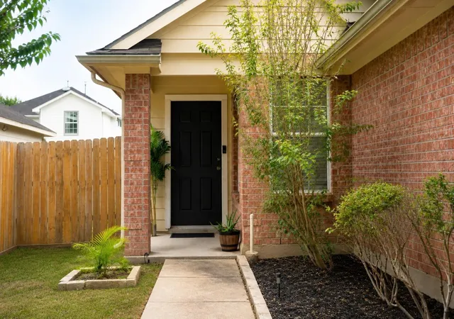 Photo 2 of Single family home for sale at 6031 Lark Haven Ln, Houston, TX 77085 | MLS# 51763238 | Listing updated on 2026-09-01