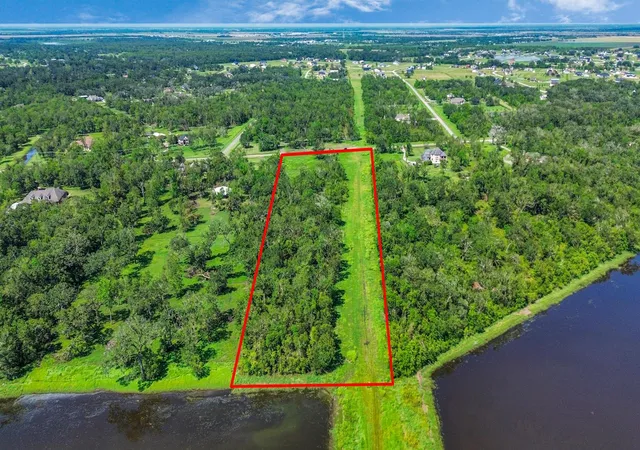 Photo 2 of Land for sale at 1215 China Grv Dr, Rosharon, TX 77583 | MLS# 24370731 | Listing updated on 2026-09-12