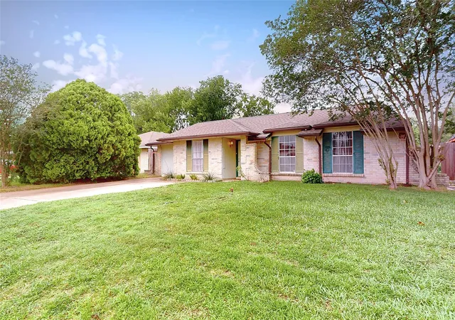 Photo 2 of Single family home for sale at 7410 Williams St, Houston, TX 77040 | MLS# 43536916 | Listing updated on 2026-08-28