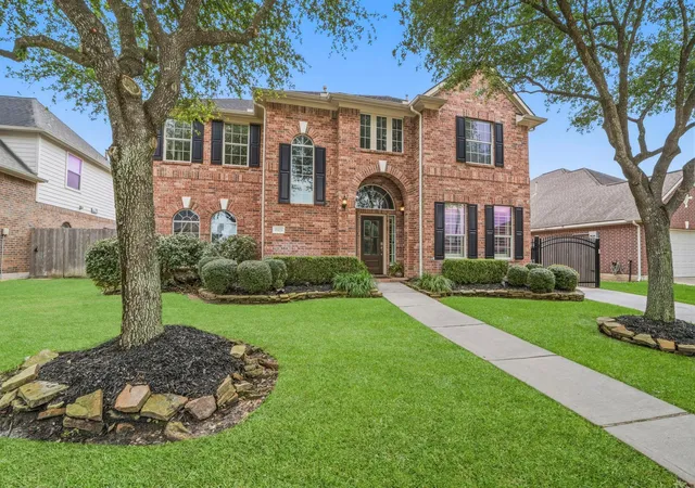 2nd image of 11423 Kingsbarn Ct, Tomball, TX 77377 | MLS# 34993068