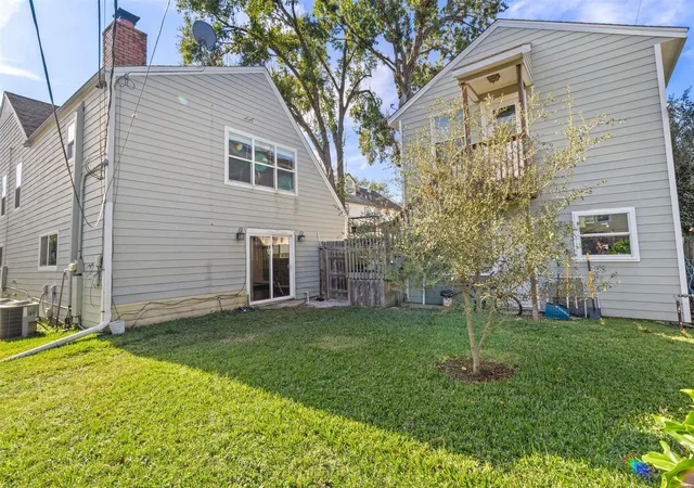 32nd image of 4373 Harvest Ln, Houston, TX 77004 | MLS# 95930705
