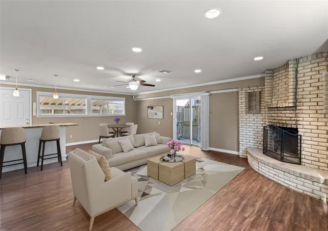 Photo 3 of Single family home for sale at 4373 Harvest Ln, Houston, TX 77004 | MLS# 95930705 | Listing updated on 2026-09-27