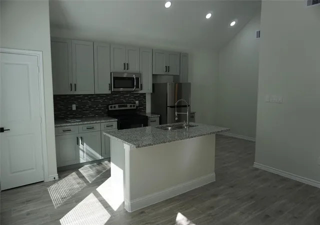 Photo 3 of Single family home for sale at 9998 Calendar St, Willis, TX 77318 | MLS# 79468809 | Listing updated on 2026-07-15