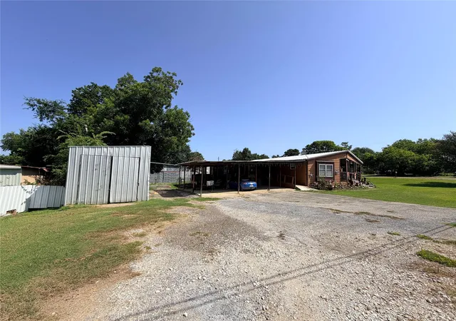 Photo 8 of Single family home for sale at 357 Blain St, Buffalo, TX 75831 | MLS# 93318972 | Listing updated on 2026-07-23