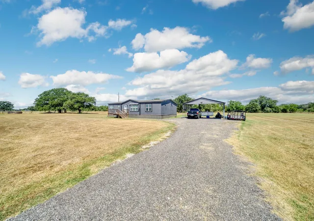 image of 8938 Old Hwy Road, Calvert, TX 77837 | MLS# 36068166