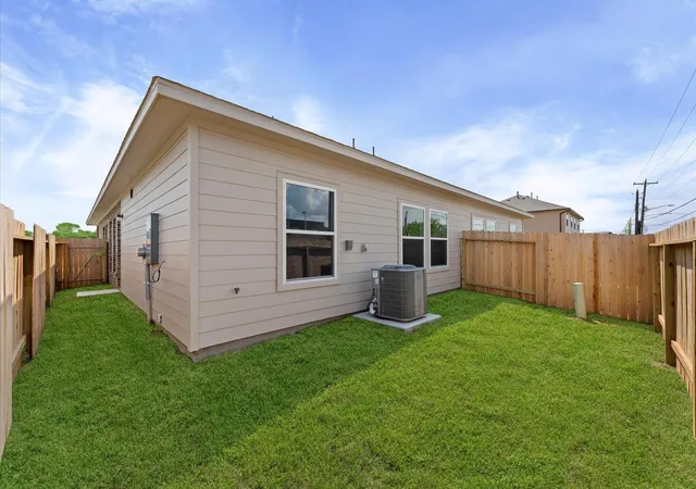 2nd image of 1364 Mixander Wy, La Porte, TX 77571 | MLS# 14835167